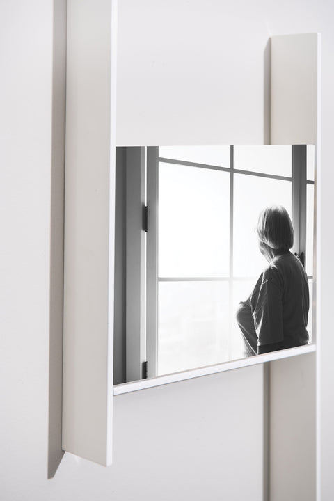 Luneaux - Picture frame as Urn