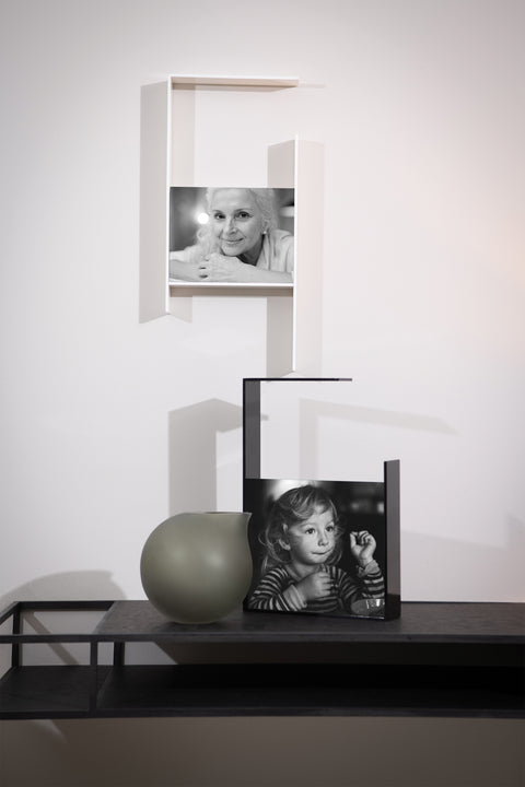 Luneaux - Picture frame as Urn