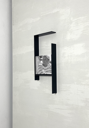 Open image in slideshow, Luneaux - Picture frame as Urn
